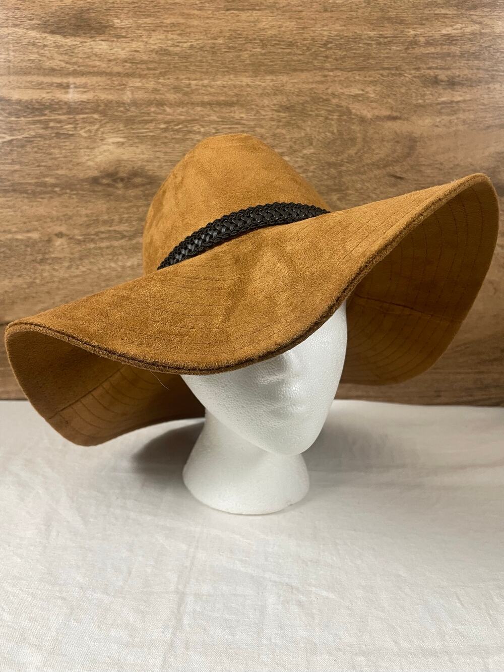 D&Y Faux Suede Floppy Hat NWT Light Brown Panama Fedora Women's One Size